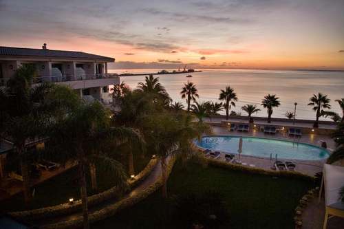 www.hotelmiamimar.com