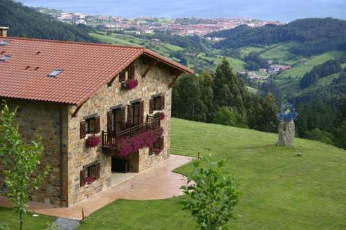 www.lurdeia.com