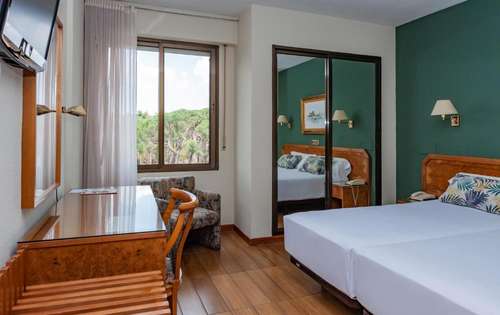 www.hoteldoncarmelo.es