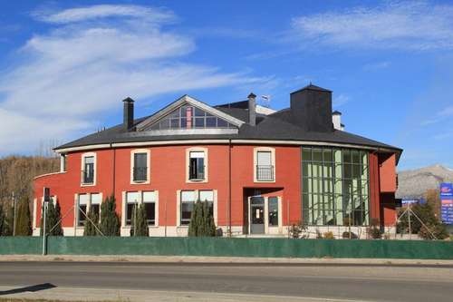www.hoteltremazal.com
