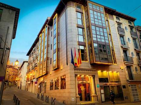 www.hotelsanchoabarca.com