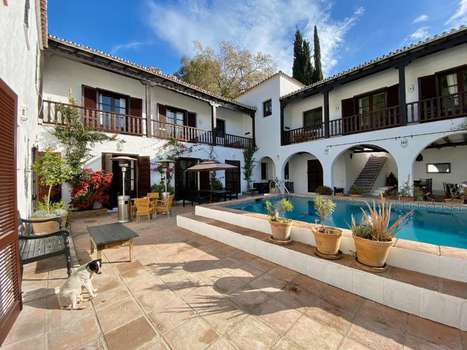 www.elmolinoestepona.com