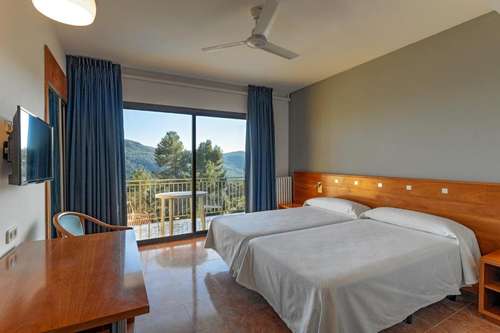 www.hotelcanfisa.com