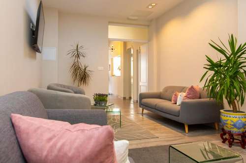 www.hotelrosmary.com
