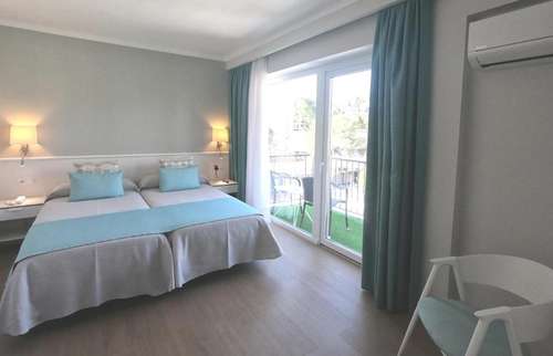 www.hotelcretapaguera.com