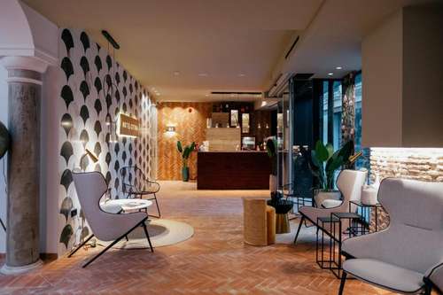 www.cetinahotels.com