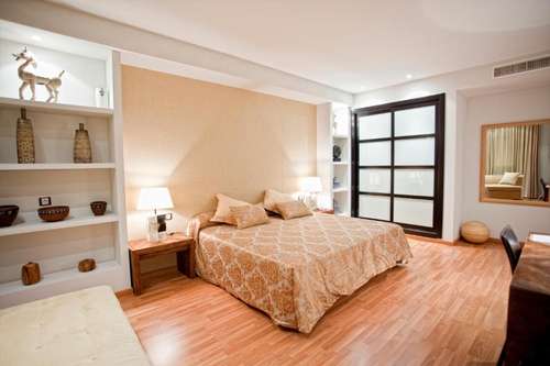 www.hotelcortijochico.com