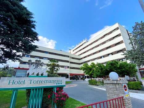 www.hoteltorremangana.com