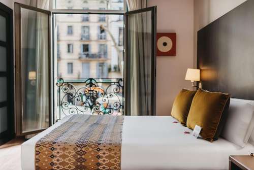 www.atiramhotels.com
