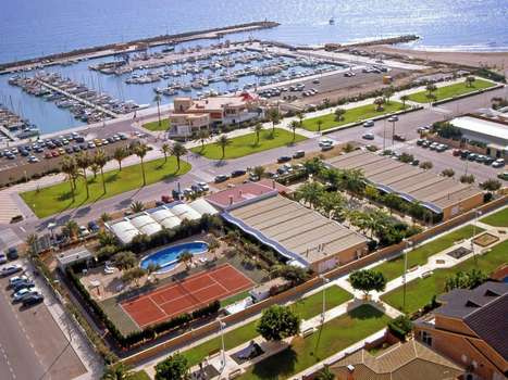 www.hotelplayacanet.com