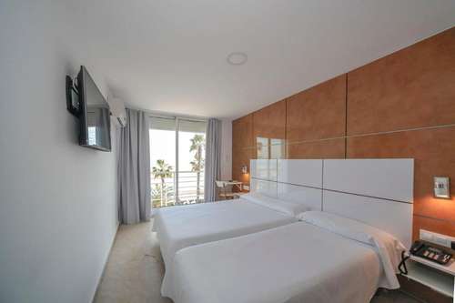 www.hotelsolplaya.com