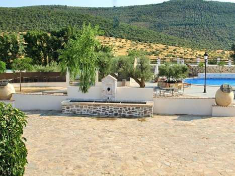 www.hotelruralfincalaherencia.com