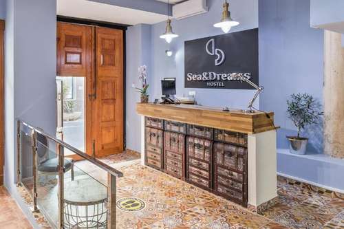 www.hostelseadreams.com