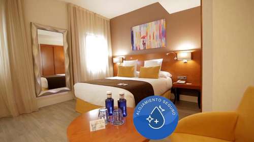 www.hotelpuertadetoledo.com