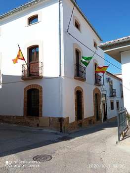 www.baezamonumentalhotel.com