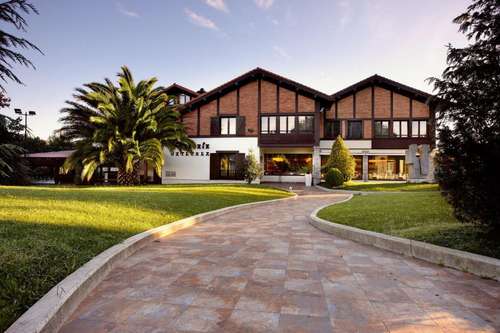 www.hotelatalaia.com