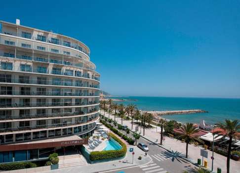www.hotelcalipolis.com