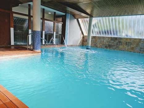 www.hotelriadesuances.com
