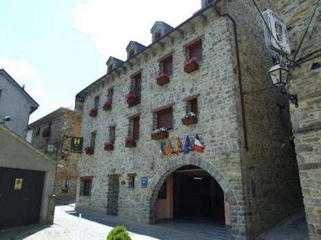 www.hotelvillarussell.com