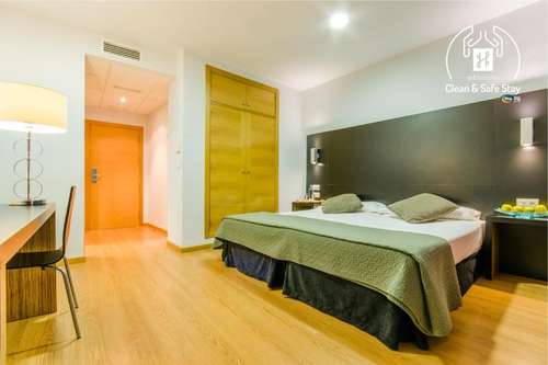 www.hotelalcover.com