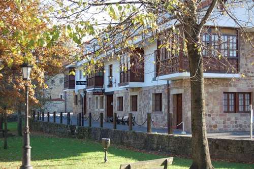www.santillanadelmar.com
