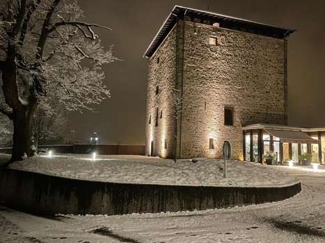 www.hoteltorrezumeltzegi.com