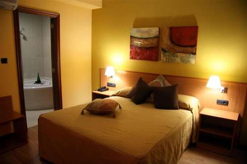 www.hotelleyton.es