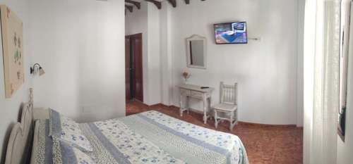 www.hotel-olvera.com