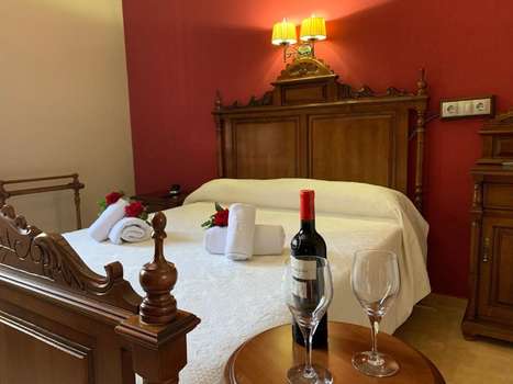 www.hotelruraldehesadelrincon.com