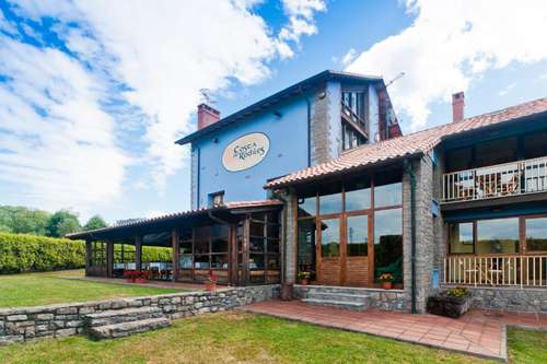 www.hotelcostaderodiles.com