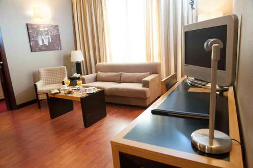 www.hotelprincesadeeboli.com