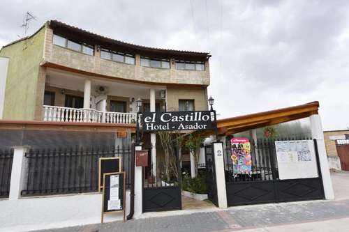 www.hotelasadorelcastillo.com