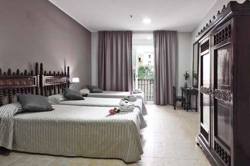 www.hotelingles.org