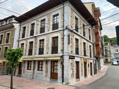 www.hotelpilones.es