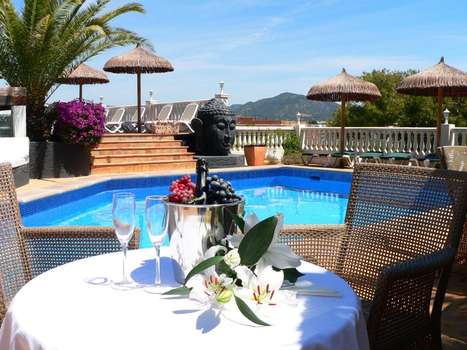 www.hotelboutiquebonrepos.com