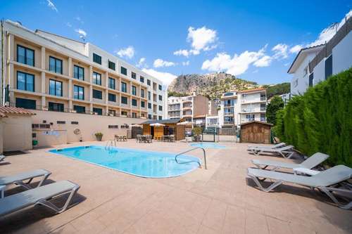 www.hotelmedes.com