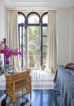 www.hotelcastillosantacatalina.com