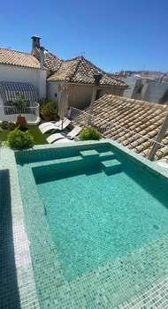 www.hotel-donjuan.com
