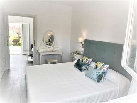 www.hotelmalagapicasso.com