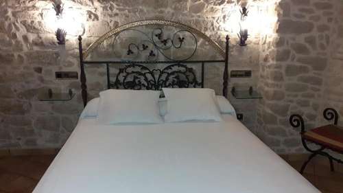 www.hotel-elcastell.es