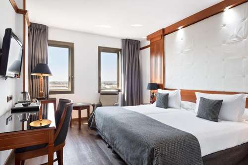 www.hotelcmcgirona.com