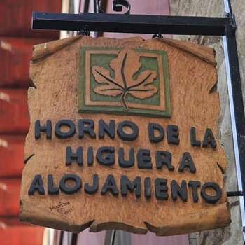 www.alojamientotudela.com