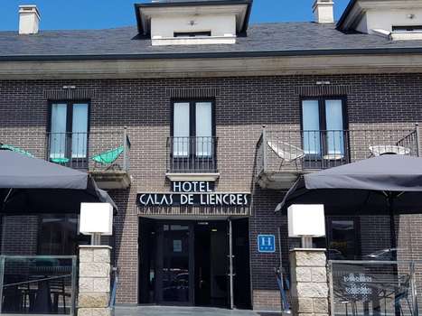 www.hotelcalasdeliencres.com