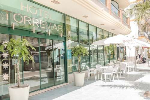 www.hoteltorremar.com
