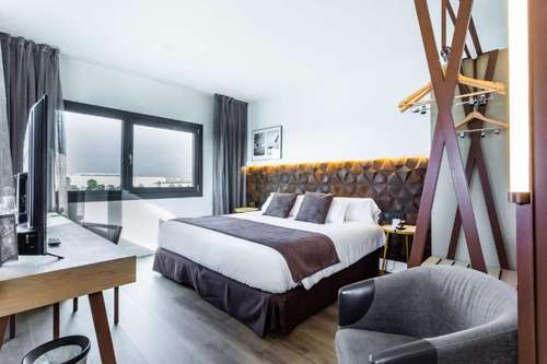 www.hotelalfaaeropuerto.com