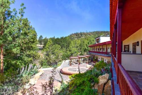 www.hotelvillalba.com