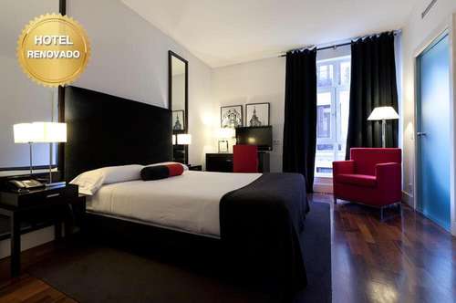 www.hotelquatropuertadelsol.com