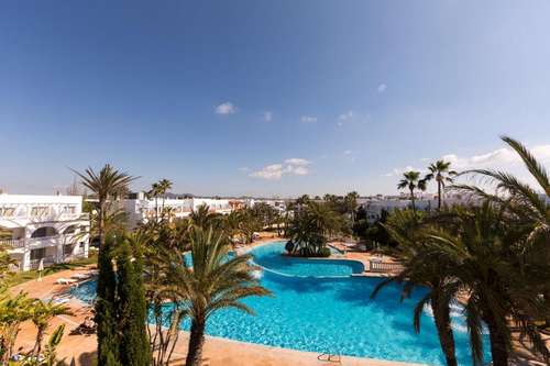 www.hotelcaladorgardens.com