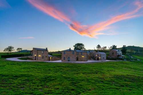 www.ovisoecovillage.com