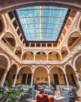 www.hotelpalaciodelossalcedo.es